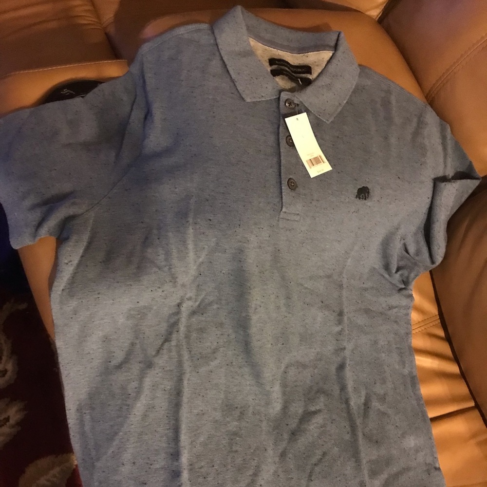 Men’s large blue banana republic polo shirt.